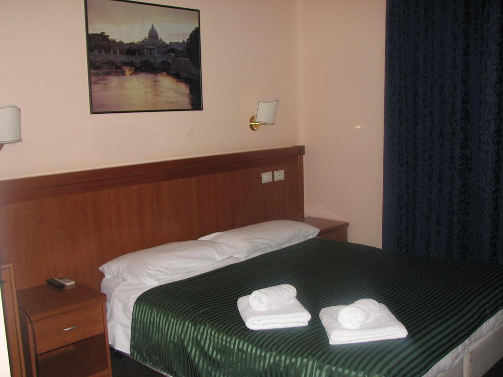 In Rome Hotel Cameră foto